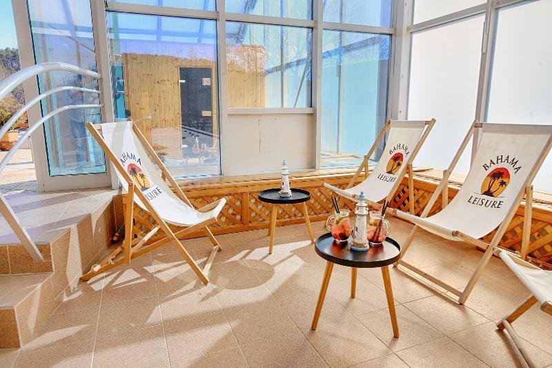 Hotel Magnolia Piestany Bagian luar foto