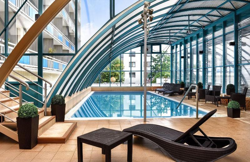 Hotel Magnolia Piestany Bagian luar foto